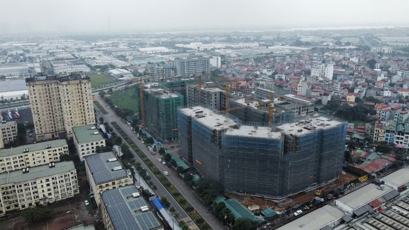 Hà Nội công khai 13 dự án NƠXH sắp triển khai. Trong ảnh: một dự án NƠXH đang hoàn thiện ở Hà Nội. Điểm danh 13 dự án NƠXH mới Hà Nội sắp làm, ở đâu quy mô lớn nhất? - Ảnh 1.