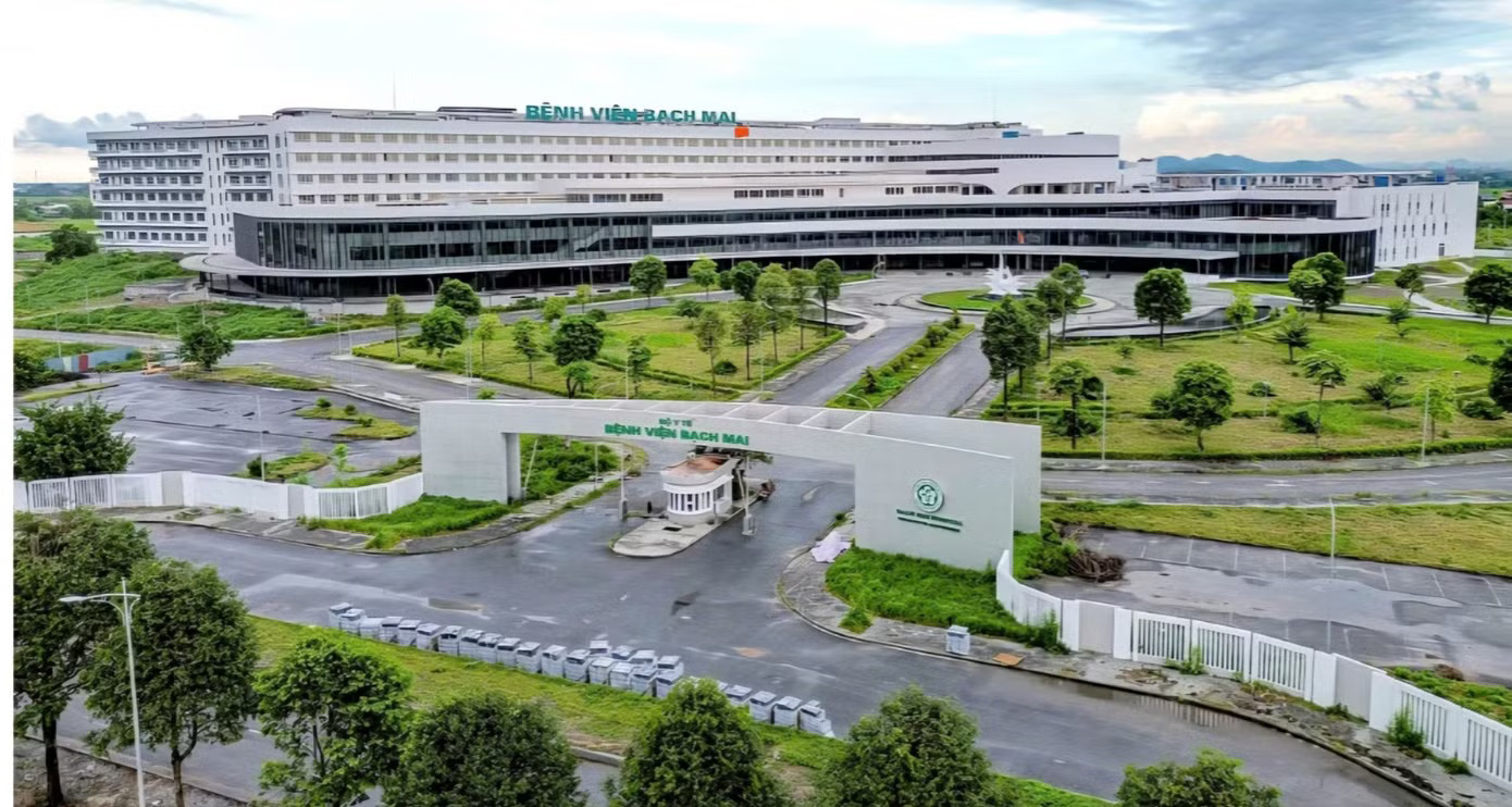 Bệnh viện Bạch Mai, Việt Đức cơ sở 2: Chốt cơ chế đặc thù, bác sĩ được hỗ trợ hơn 15 triệu đồng/tháng - Ảnh 1.