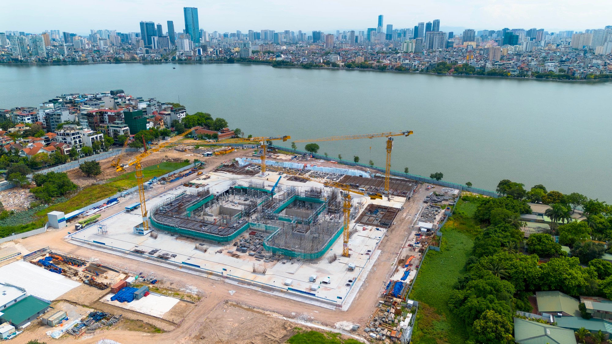 Chỉ 1 năm nữa sẽ hoàn thiện nhà hát chưa từng có trong lịch sử của Việt Nam, thuộc top đắt đỏ nhất thế giới - Ảnh 1.