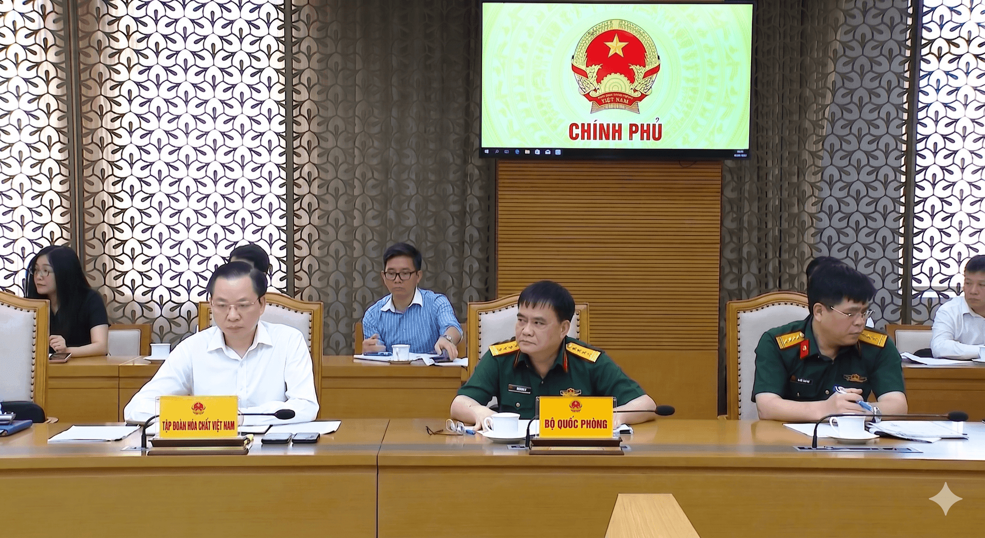 Việt Nam cử nhiều đoàn công tác sang làm việc với Chính phủ Lào, tháo gỡ khó khăn cho siêu dự án 500 triệu USD