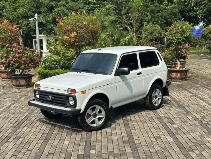 lada-2.jpeg