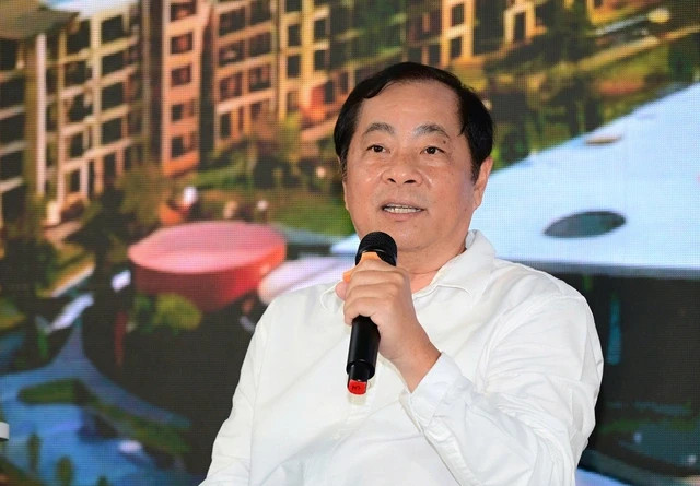 TS. Đinh Thế Hiển: 5-10 năm tới, bất động sản vẫn đáng tiền hơn chứng khoán