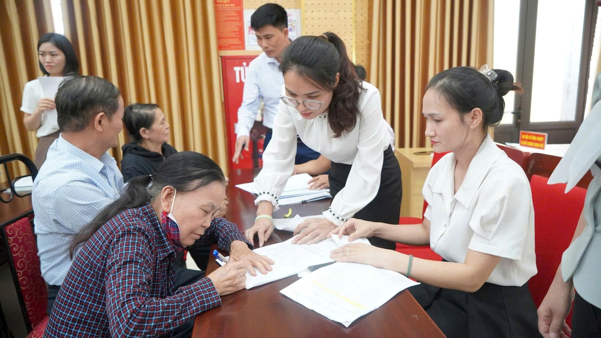 ho-tro-tien-nguoi-dan.jpg