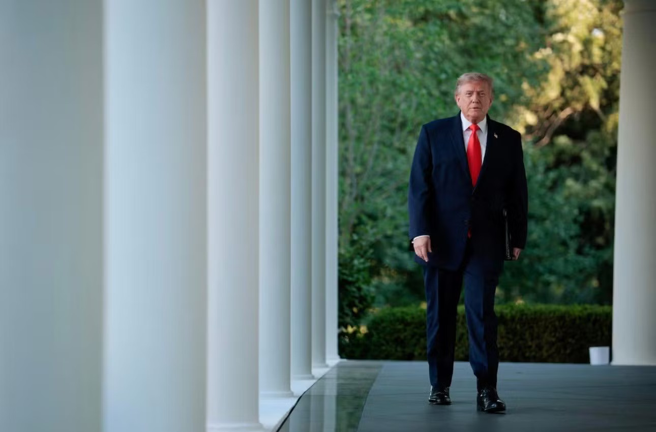 Tổng thống Mỹ Trump dọa áp thuế 100% với mọi quốc gia đánh thuế dịch vụ số - Ảnh 1.