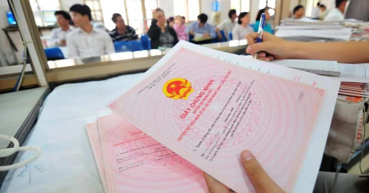 Từ giờ, đất giao trái thẩm quyền vẫn có thể được cấp sổ đỏ