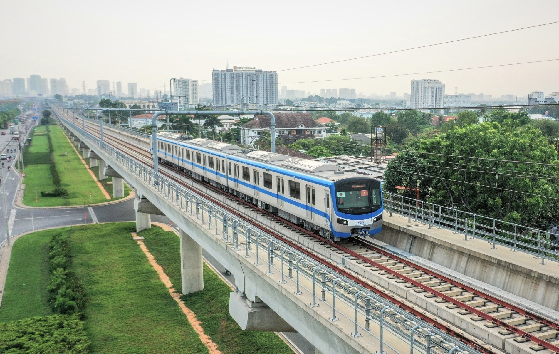 Chỉ 2 tháng nữa, THACO chính thức khởi công tuyến đường sắt 175.000 tỷ kết nối thành phố giàu nhất Việt Nam với siêu sân bay- Ảnh 1.