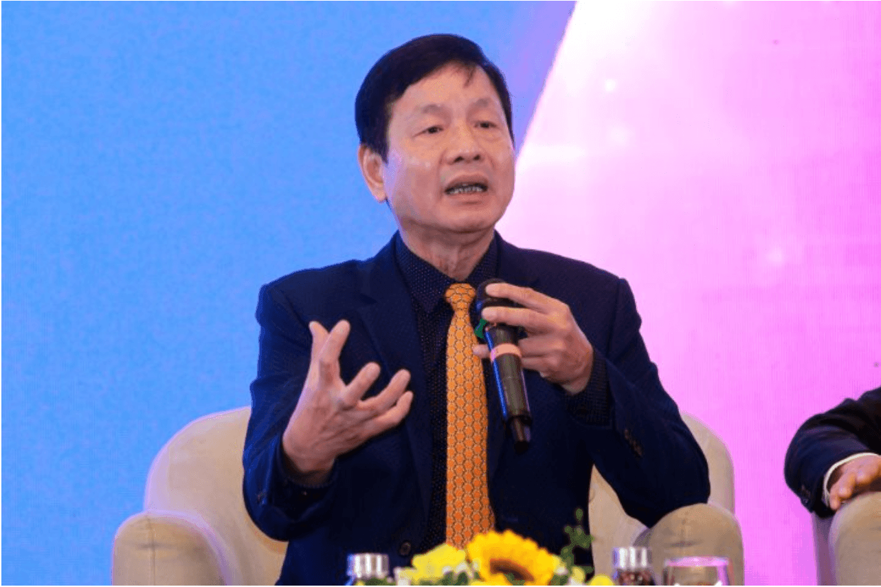 Chủ tịch FPT Trương Gia Bình tại tọa đàm “Changed vs Un-changed” (Thay đổi vs Bất biến) diễn ra vào ngày 27/11/2023 (Ảnh: Hội doanh nhân trẻ Việt Nam).