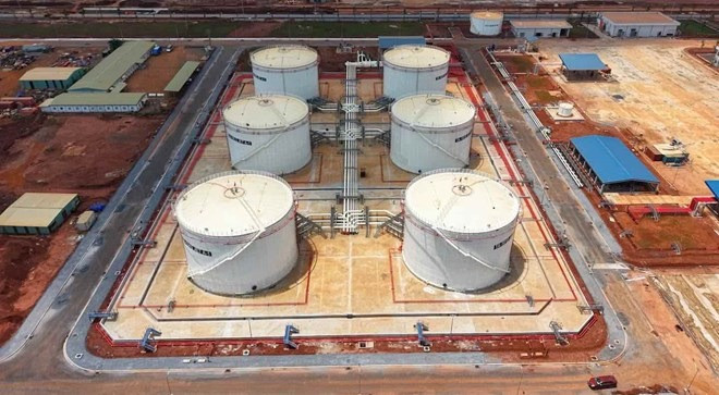 Siêu sân bay lớn nhất Việt Nam tăng tốc về đích: Hệ thống 'mạch máu' vượt tiến độ, sẵn sàng cho mục tiêu khai thác cuối năm - Ảnh 1.