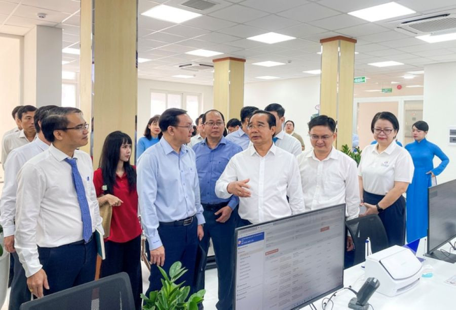 Kỷ niệm 50 năm Thành phố mang tên Bác: Đi đầu trong đổi mới sáng tạo, hội nhập, nghĩa tình và phụng sự nhân dân- Ảnh 4.
