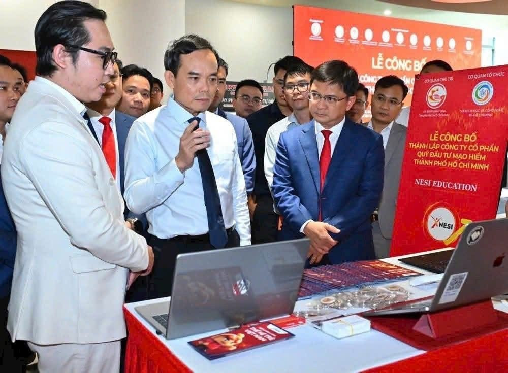 Kỷ niệm 50 năm Thành phố mang tên Bác: Đi đầu trong đổi mới sáng tạo, hội nhập, nghĩa tình và phụng sự nhân dân- Ảnh 2.