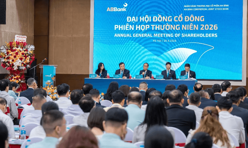 Cổ phiếu ngân hàng tăng 200% sau hơn một năm, vừa được tự doanh gom hơn 20 triệu đơn vị