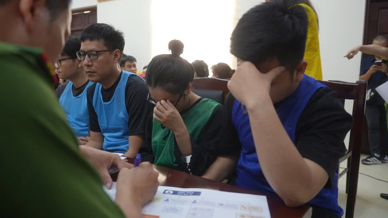 Vụ lừa đảo hợp đồng kỳ nghỉ: Khởi tố 248 bị can, hé lộ 'đường đi' của gần 683 tỷ đồng - Ảnh 1.