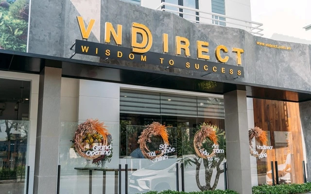 vndirect-142024-17174038800301479550503-0-0-640-1024-crop-1717403884982294149487.jpg