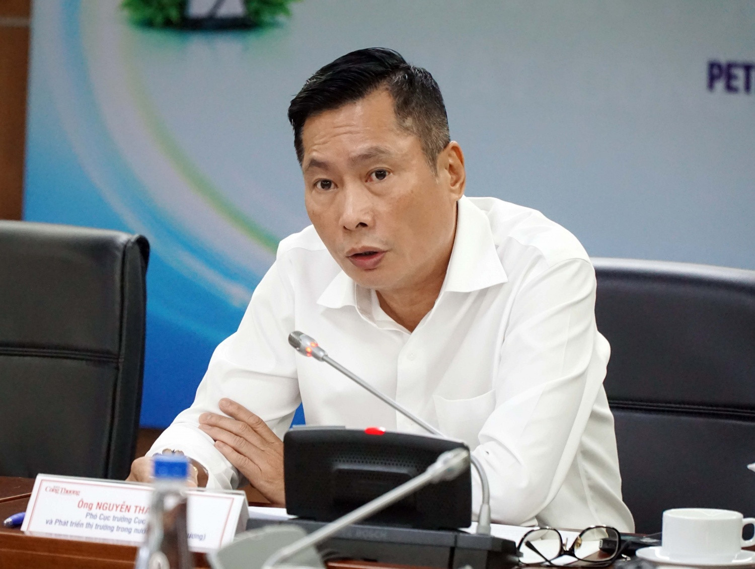 Sau 1 tháng triển khai xăng E10, PVOIL chưa ghi nhận phản ánh tiêu cực nào về động cơ - Ảnh 2.