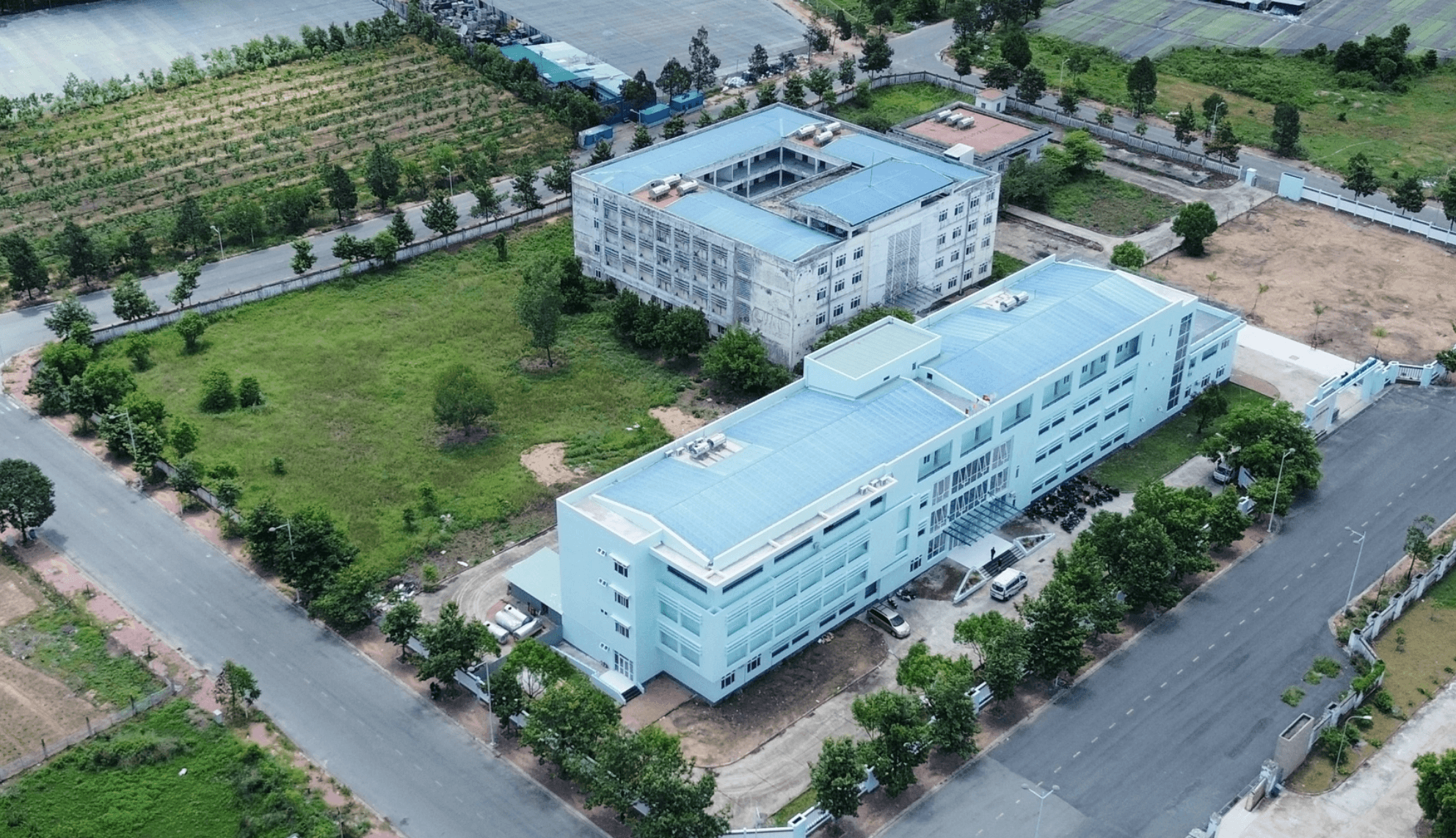 Bệnh viện bị bỏ hoang nhiều năm tại thành phố giàu nhất cả nước chính thức đi vào hoạt động - Ảnh 1.