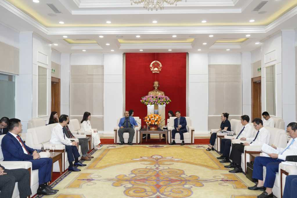 Doanh nghiệp Ả Rập đề xuất đầu tư siêu đô thị ứng dụng công nghệ cao tại Quảng Ninh - Ảnh 1.