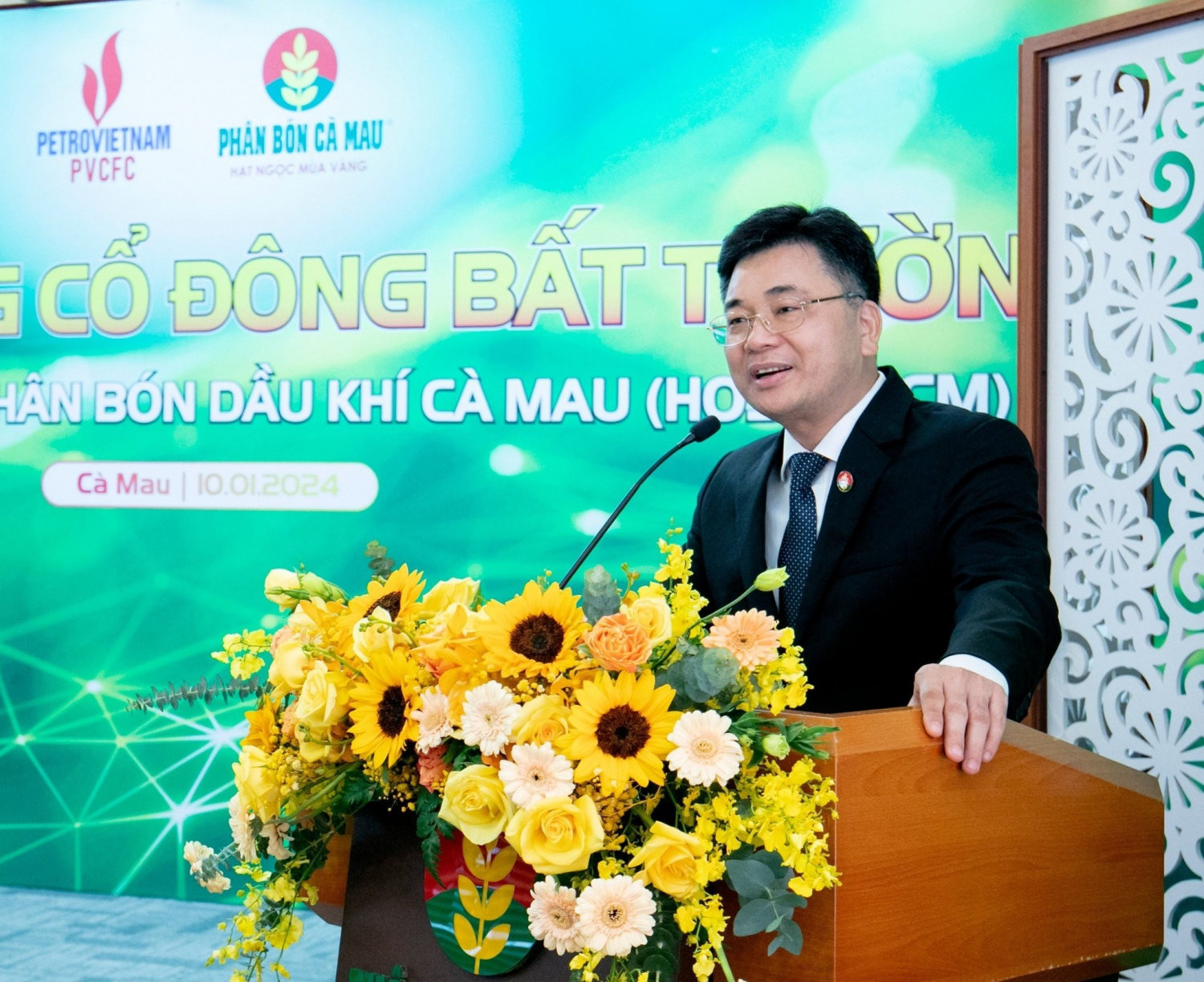 trần ngọc nguyên