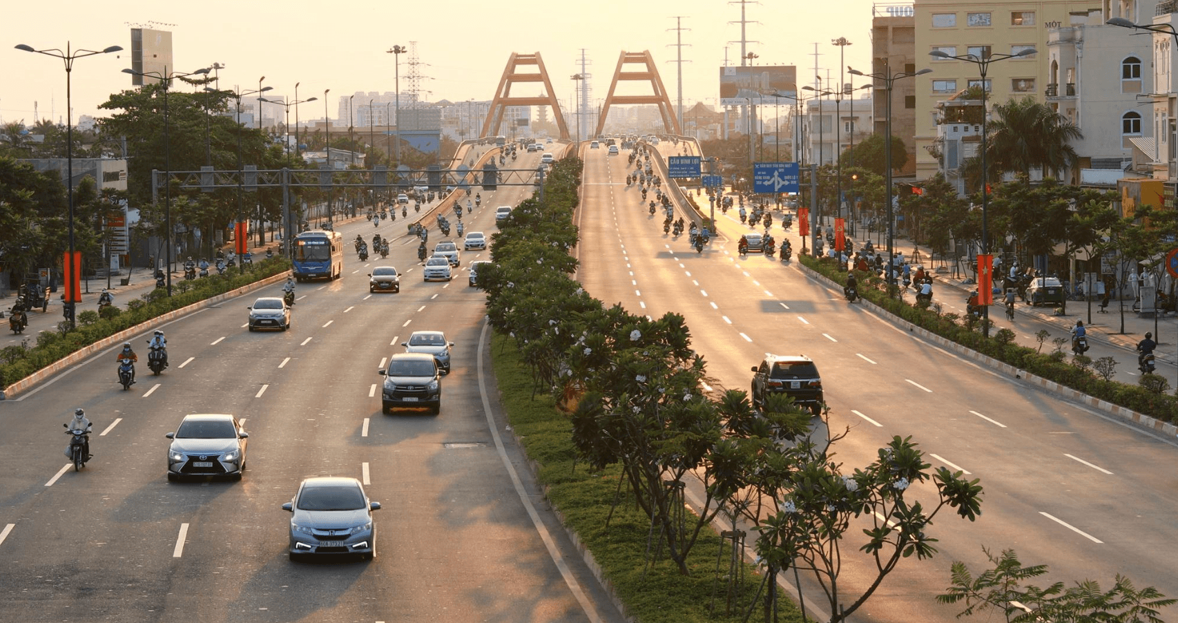 Tuyến đường 12 làn xe đẹp nhất nội đô thành phố giàu nhất Việt Nam sắp được mở rộng - Ảnh 3.