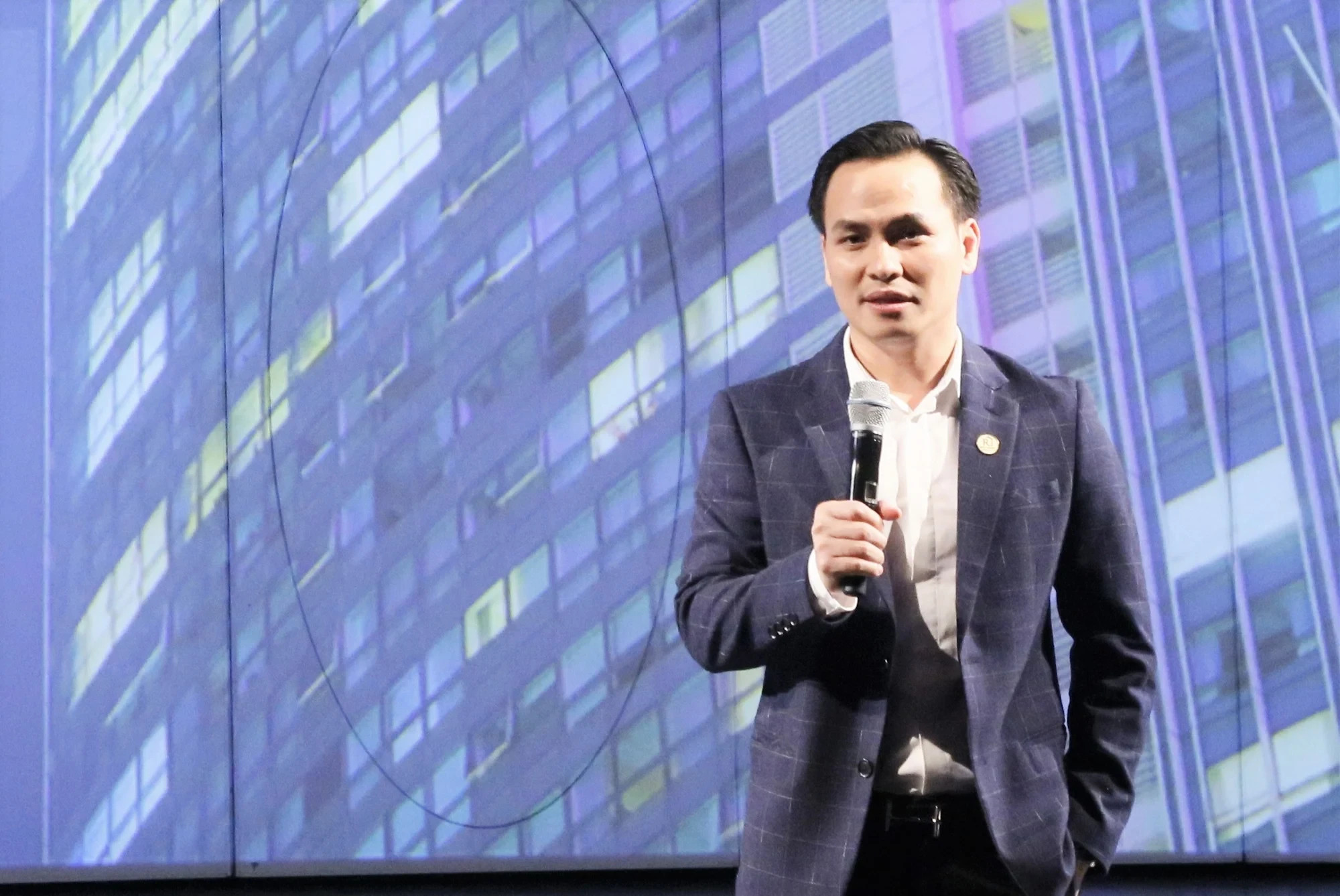 Quy hoạch Hà Nội 100 năm: Siêu dự án sông Hồng 730.000 tỷ sẽ định hình lại bản đồ BĐS, tư duy 'bám mặt phố' có còn phù hợp? - Ảnh 2.