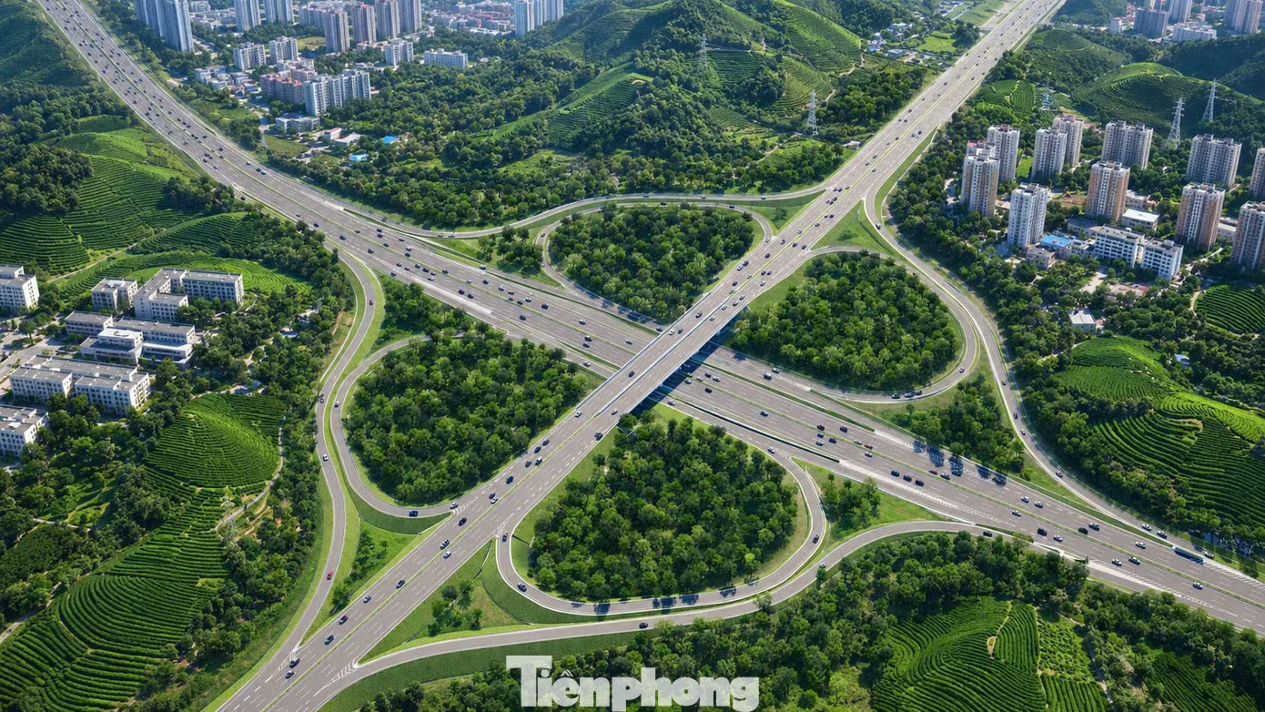 Tổng chiều dài tuyến đường gần 100 km. Điểm đầu tại Km 8+772,76 kết nối với đường Vành đai 3 Hà Nội, điểm cuối tại Km 107+802,17 kết nối với tuyến cao tốc Chợ Mới - Bắc Kạn tại nút giao Thanh Bình. Theo phương án được phê duyệt, đoạn Hà Nội - Thái Nguyên sẽ được mở rộng lên 6 làn xe. Đoạn Thái Nguyên - Chợ Mới được đầu tư quy mô 4 làn xe. Bên cạnh đó, dự án sẽ xây dựng đồng bộ hệ thống nút giao, cầu, hầm, đường gom, hầm chui dân sinh, công trình thoát nước và hệ thống an toàn giao thông. Hiện trạng cao tốc Hà Nội - Thái Nguyên trước khi 'lên đời' - Ảnh 4.
