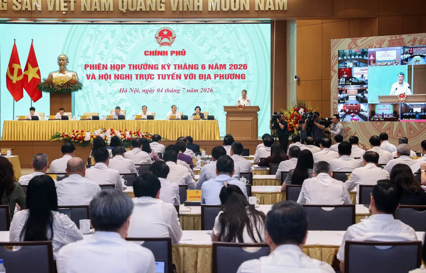 Chính phủ, các bộ, ngành, địa phương nghiêm túc tiếp thu ý kiến chỉ đạo của Tổng Bí thư, Chủ tịch nước Tô Lâm. Ảnh: VGP/Nhật Bắc. Thủ tướng yêu cầu 25 địa phương nỗ lực thực hiện mục tiêu tăng trưởng - Ảnh 2.