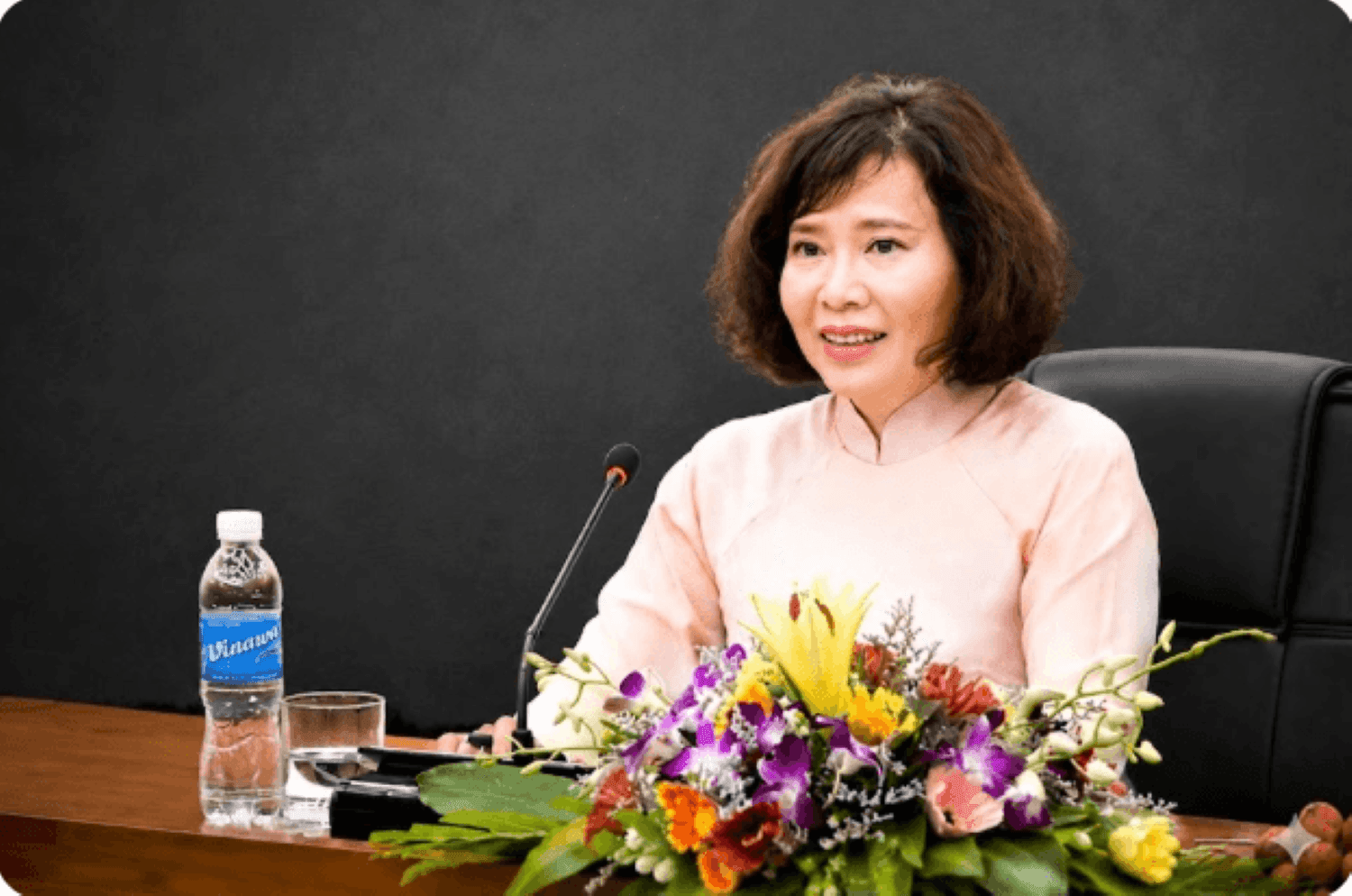 Công ty liên quan cựu Thứ trưởng Hồ Thị Kim Thoa bị hủy tư cách đại chúng