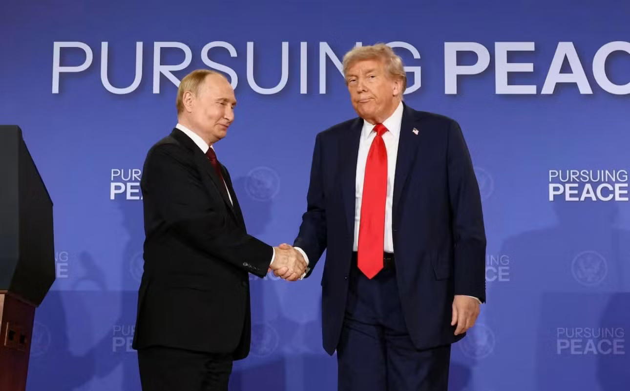 Tổng thống Mỹ Trump điện đàm với lãnh đạo Nga và Ukraine trước thượng đỉnh NATO - Ảnh 1.