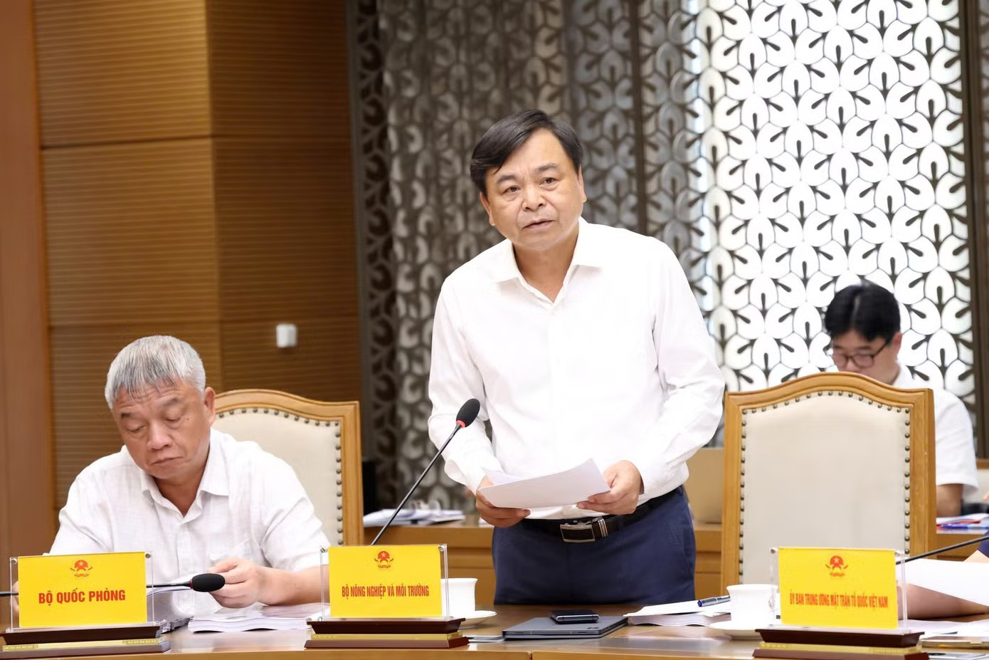 Thứ trưởng Bộ NN&MT Nguyễn Hoàng Hiệp. Ảnh: VGP Giải ngân vốn Chương trình Mục tiêu quốc gia chỉ 18,9%, Phó Thủ tướng yêu cầu chấm điểm KPI - Ảnh 1.