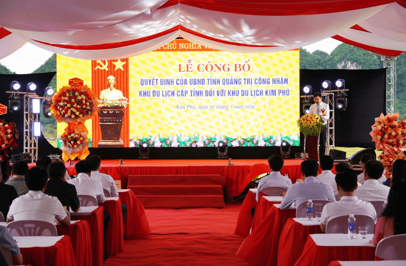 Nơi có làng du lịch đẹp nhất thế giới, từng nhiều lần xuất hiện trên màn ảnh quốc tế chính thức trở thành khu du lịch trọng điểm của Việt Nam- Ảnh 1.
