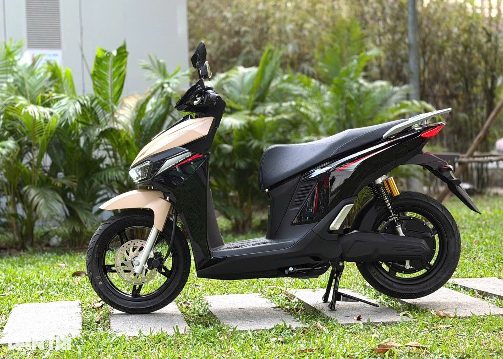 vinfast-viper-honda-cuv-e-2.jpg