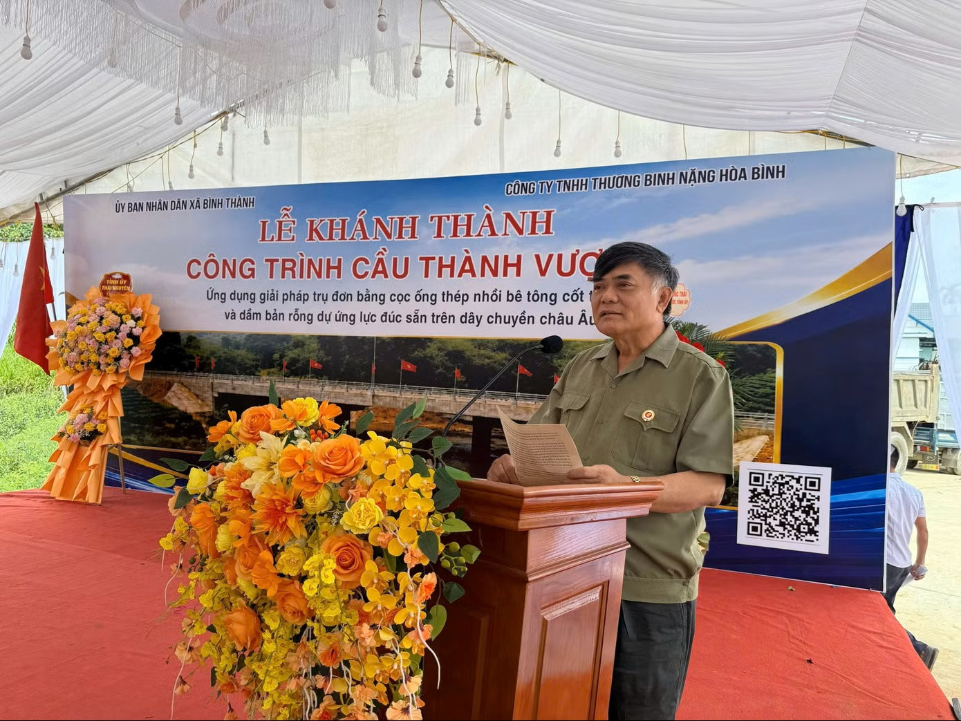 Một đại gia Việt Nam vừa khánh thành cây cầu 200 năm tuổi, thời gian thi công ngắn nhất thế giới - Ảnh 1.