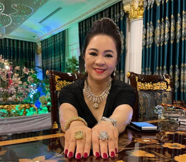 Báo nước ngoài nhắc thẳng tên bà Nguyễn Phương Hằng giữa bê bối kim cương lậu tại PNJ - Ảnh 1.