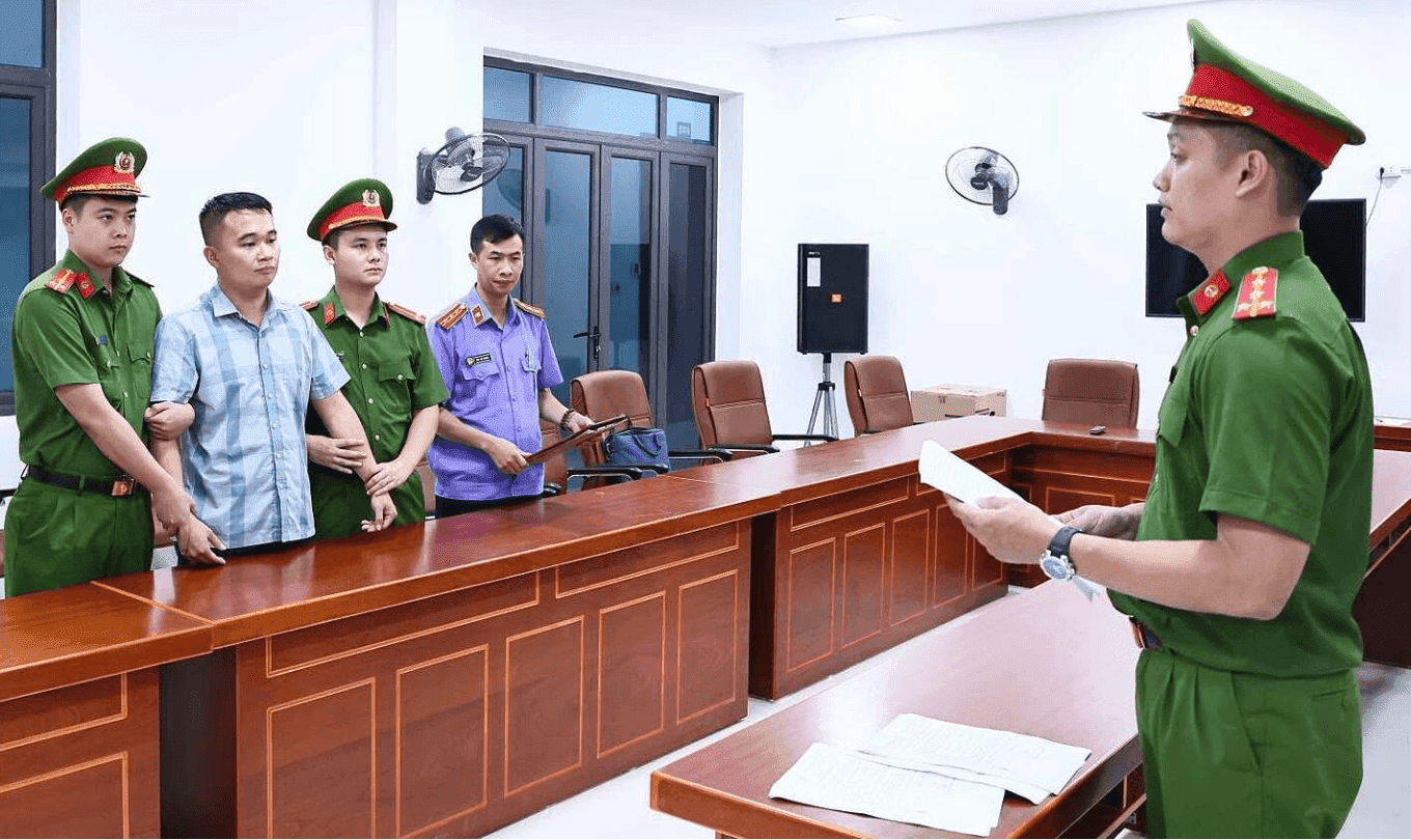 Đề xuất tổ chức thi lại môn Toán với toàn bộ học sinh trường THPT chuyên Tuyên Quang - Ảnh 2.