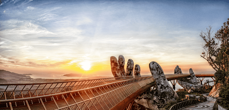 8-cau-vang-mot-trong-nhung-bieu-tuong-cua-ba-na-da-hap-dan_1783648237.png