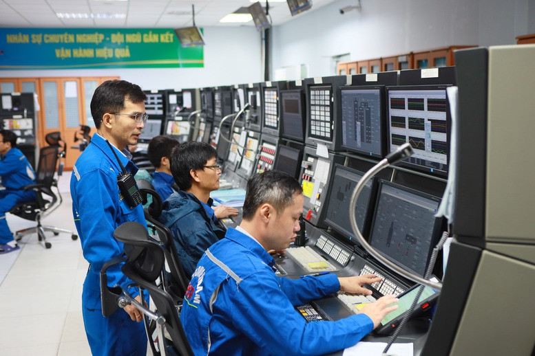 BSR: Nhà máy lọc dầu 3 tỷ USD báo tin vui lớn, mở cánh cửa khai phá thị trường dầu thô hơn 37 tỷ thùng - Ảnh 2.