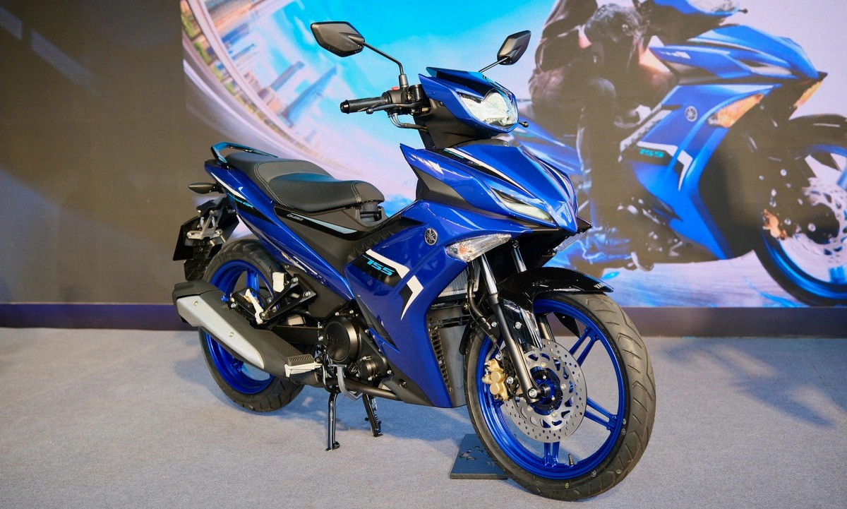 exciter-2026-ra-mat-1.jpg