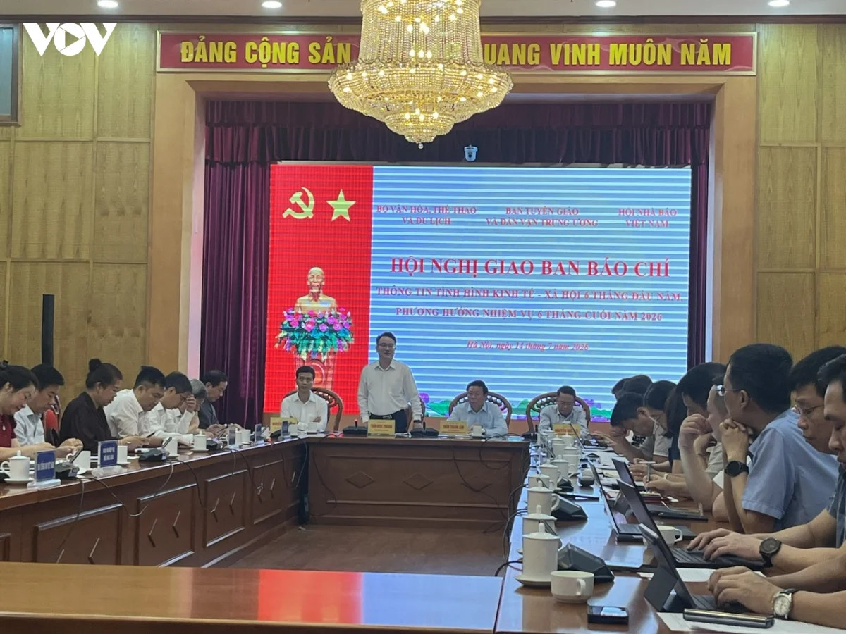 Kịch bản nào sau khi GDP 6 tháng đầu năm 2026 tăng 8,18%, cao nhất kể từ năm 2011? - Ảnh 2.