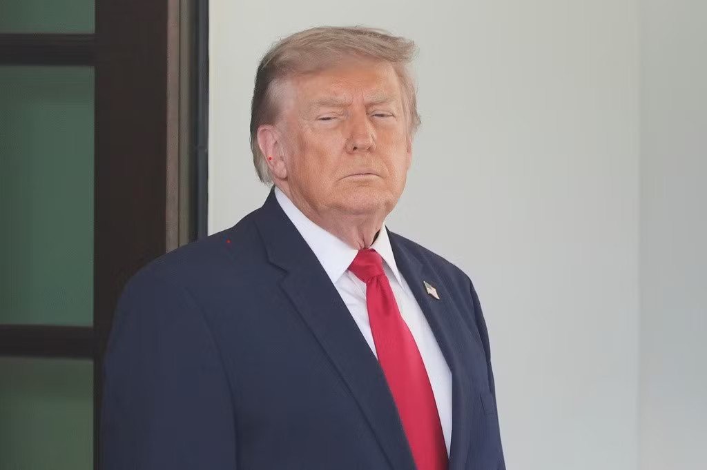 24 giờ chạy đua nghẹt thở sau tuyên bố choáng váng của Tổng thống Mỹ Trump - Ảnh 1.