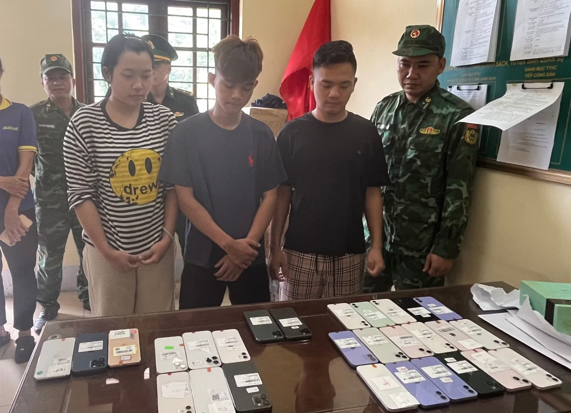 cdn.tienphong.vn-images-3d9b2b9552a63f4c2eb62aba5ee90a4cbdfd9ad5becc27e80bb780e4d32e967ec974c7771eca142bd381f8f8096dcc0e-_3-8428.jpg.avif