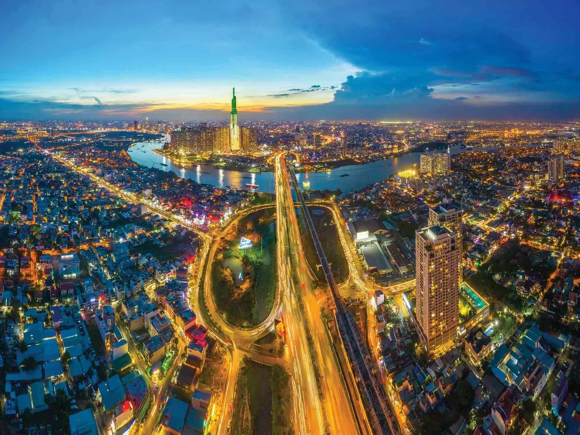 Theo ainvest.com, tăng trưởng của kinh tế Việt Nam trong quý III được dẫn dắt bởi ba trụ cột: công nghiệp, nông nghiệp và dịch vụ.