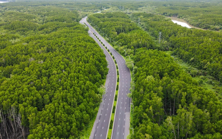 Thành phố giàu nhất Việt Nam sắp thu hồi đất của 240 hộ dân, nhường chỗ xây nút giao 3.000 tỷ, phá thế qua sông lụy phà - Ảnh 1.