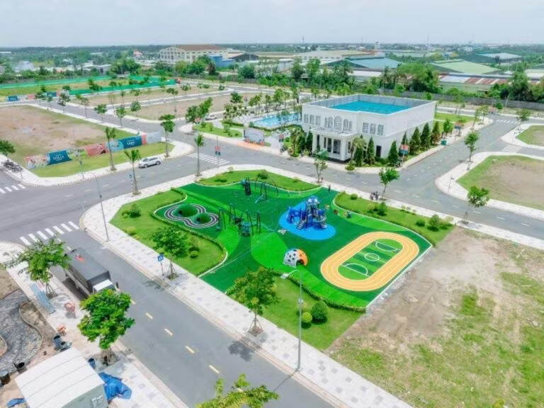 Giao dịch chững, đất nền bị 'thất sủng' - Ảnh 2.