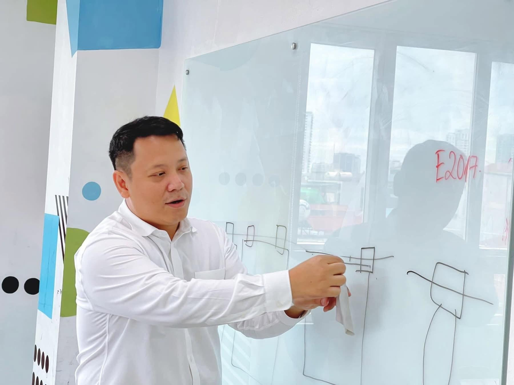 giaosuleanhvinh1_1784175534.jpg