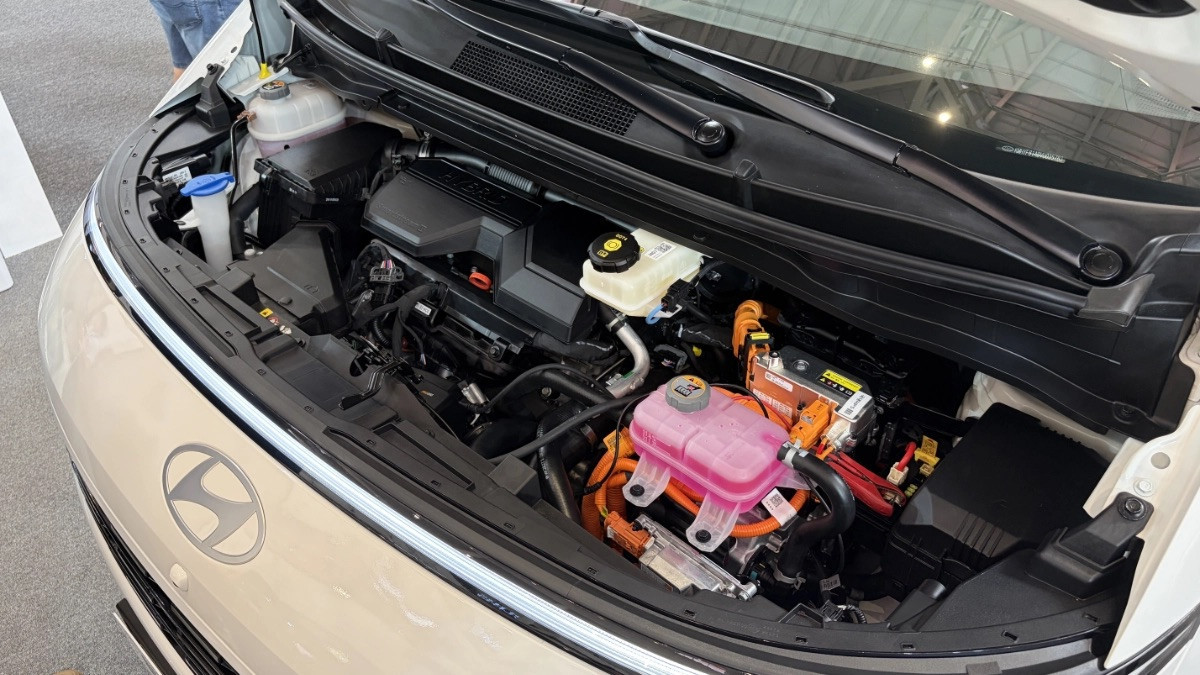 Động cơ hybrid