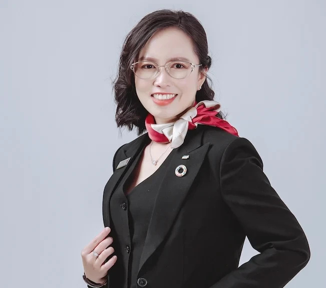 Chân dung Chủ tịch PNJ Cao Thị Ngọc Dung - Ảnh 3.