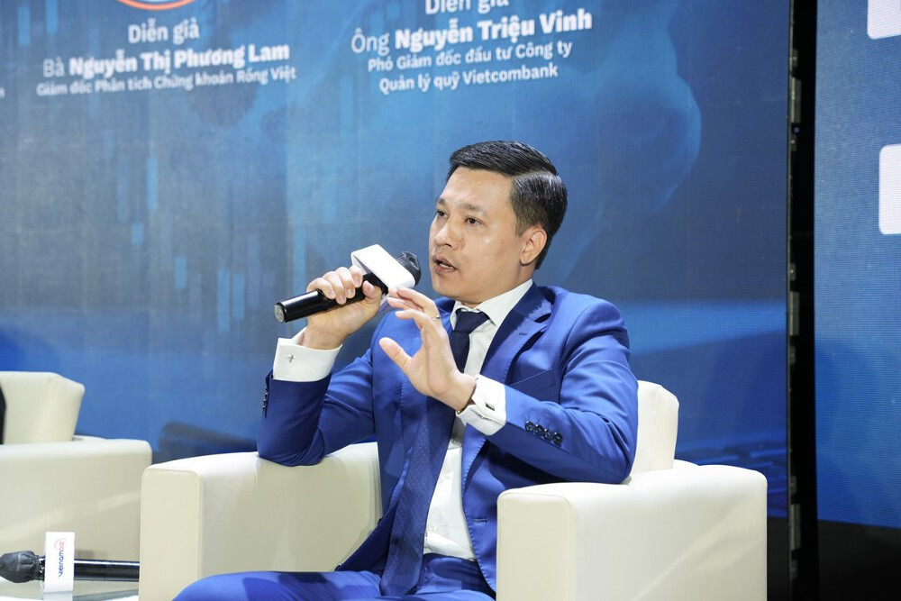 PNJ giảm hơn 30% trong nửa tháng, quỹ lớn quyết không bán, khẳng định chưa có gì tiêu cực