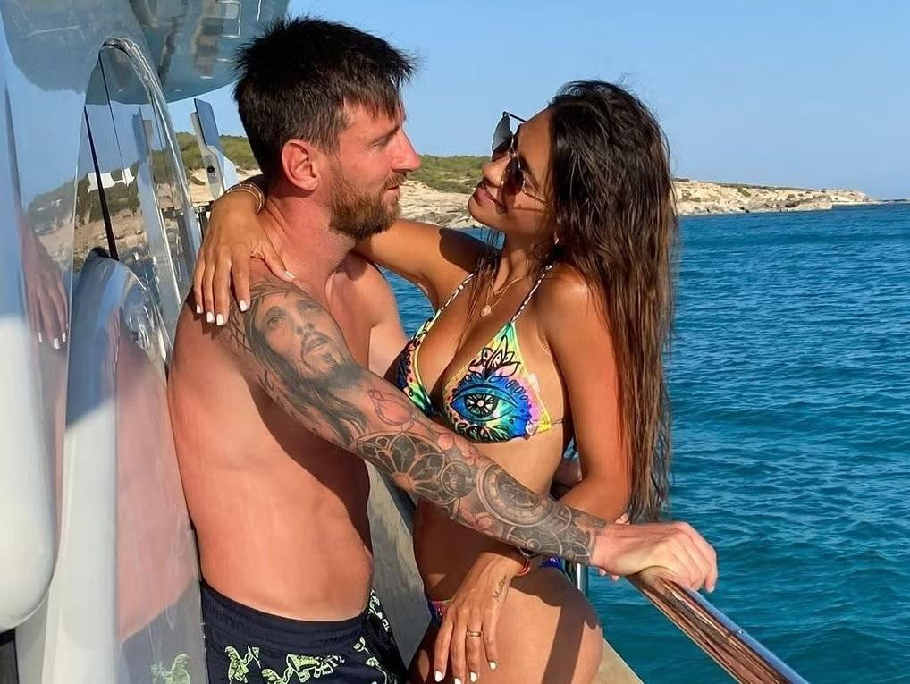vomessi4_1784276636.jpg