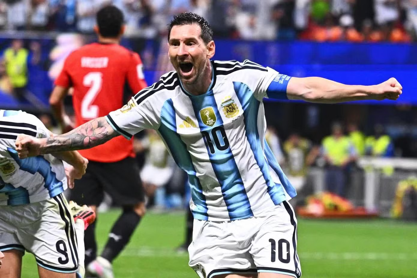 Ronaldo vượt Messi, trở thành cầu thủ được tìm kiếm nhiều nhất - Ảnh 2.