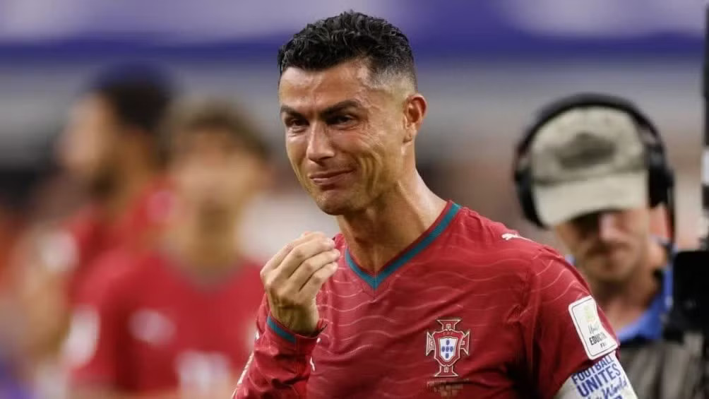 Ronaldo vượt Messi, trở thành cầu thủ được tìm kiếm nhiều nhất - Ảnh 1.