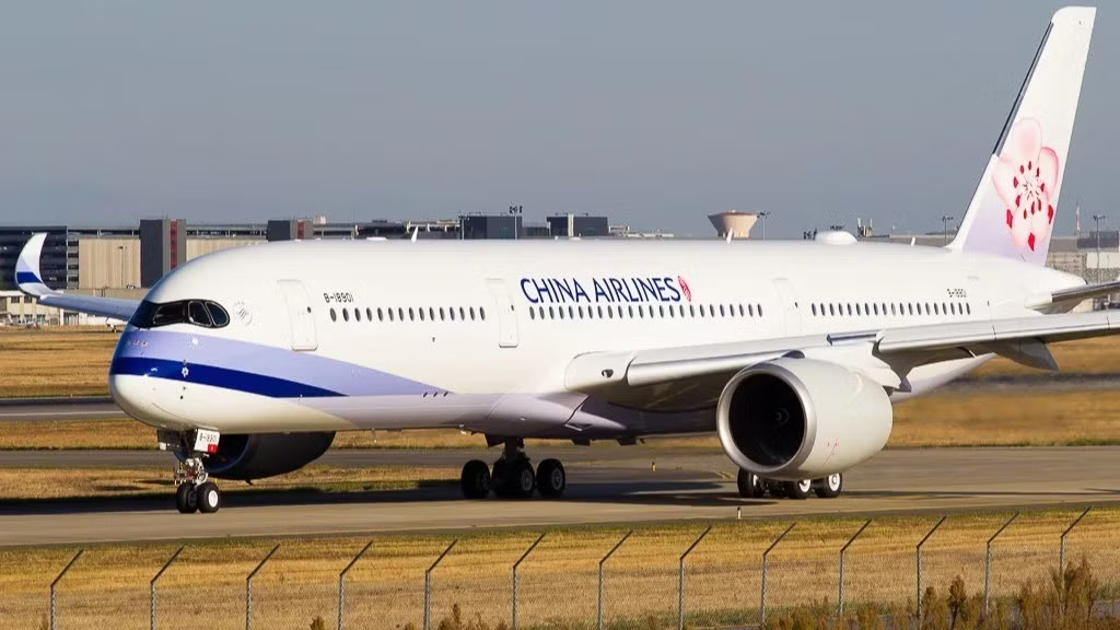 'Ông lớn' hàng không Trung Quốc thua lỗ nặng - Ảnh 1.